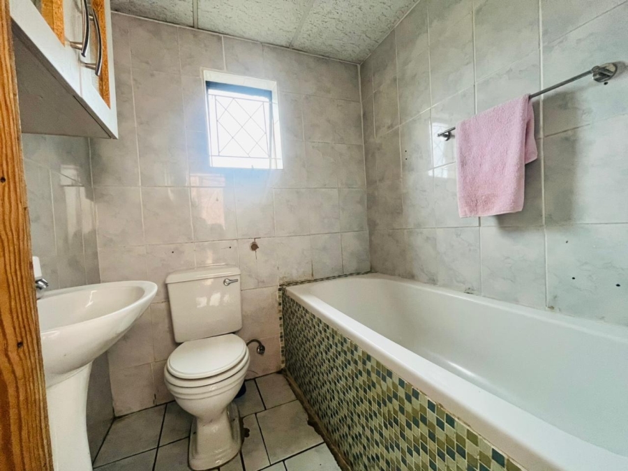 3 Bedroom Property for Sale in Mdantsane Eastern Cape